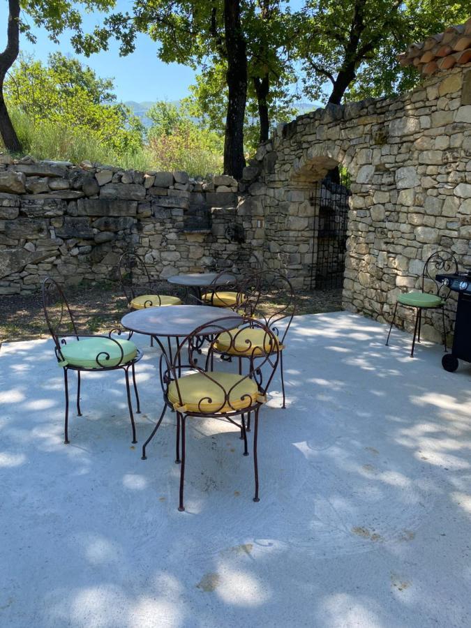 Hotel Lou Caleu Restaurant Le Rocher Des Abeilles Saint-Martin-de-Castillon 외부 사진