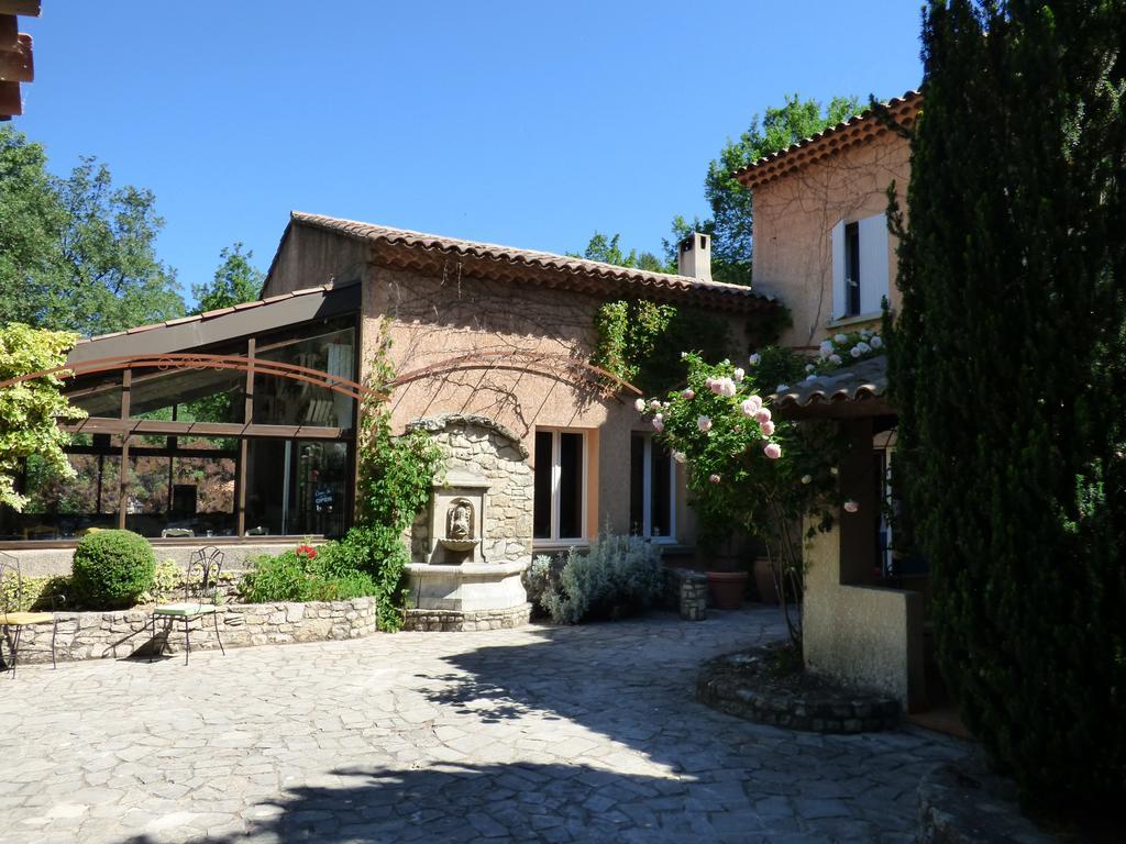 Hotel Lou Caleu Restaurant Le Rocher Des Abeilles Saint-Martin-de-Castillon 외부 사진
